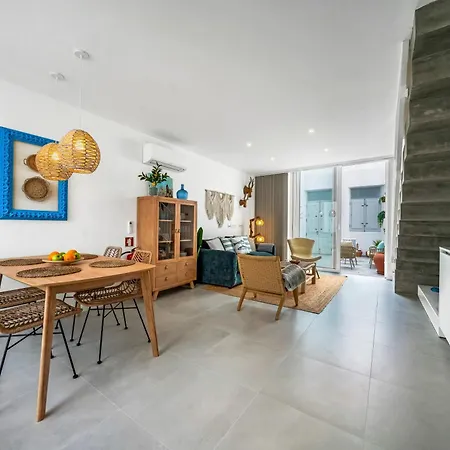 The Blue House - Mediterranean Loft