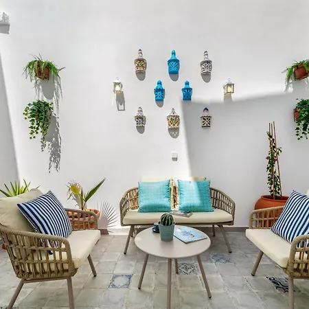 The Blue House - Mediterranean Loft 法鲁区